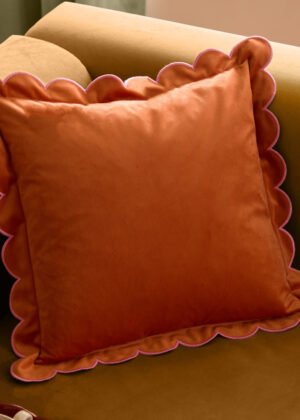 Lil Scallop Velvet Cushion Orange/Pink