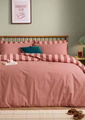 The Ultimate Stripe Reversible Duvet Cover Set Raspberry Smoothie